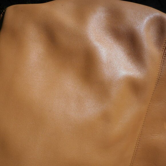 SOLD Coach Lexington Bucket, 4181 in Camel - Picture 10 of 16